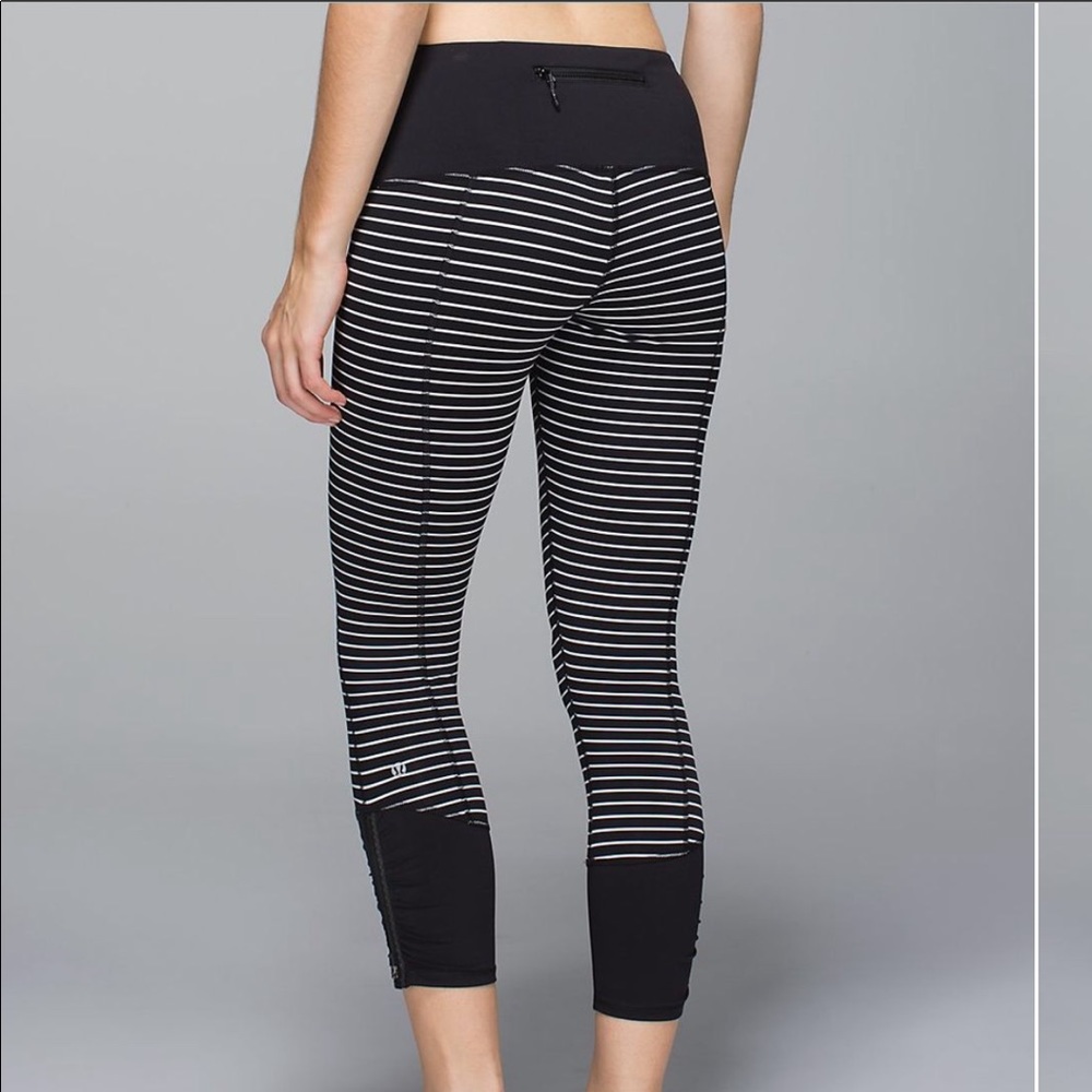 Euc Lululemon Runday Crop In Parallel Stripe - image 4